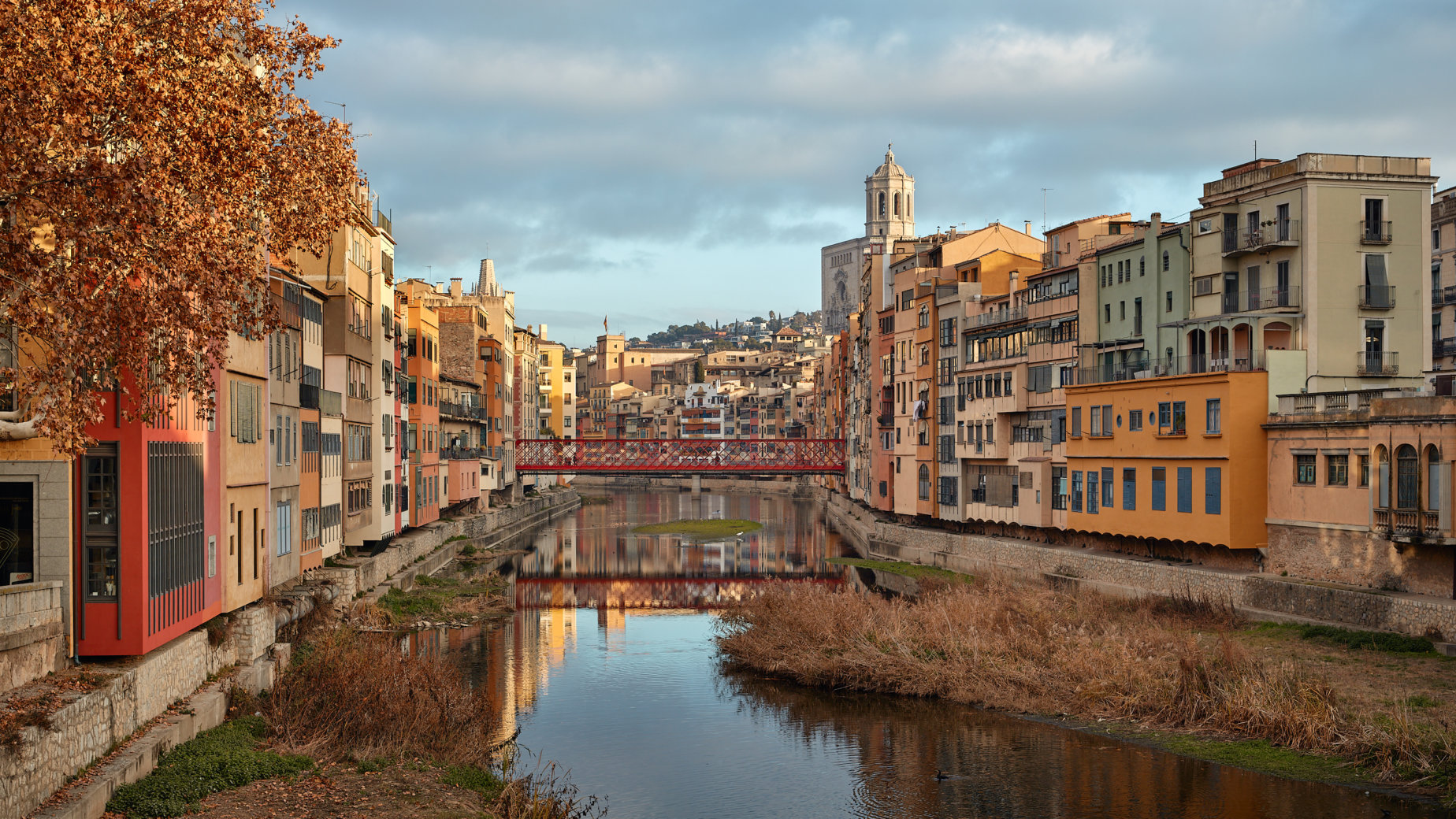 Girona, the Old Town by Robert Moranelli
